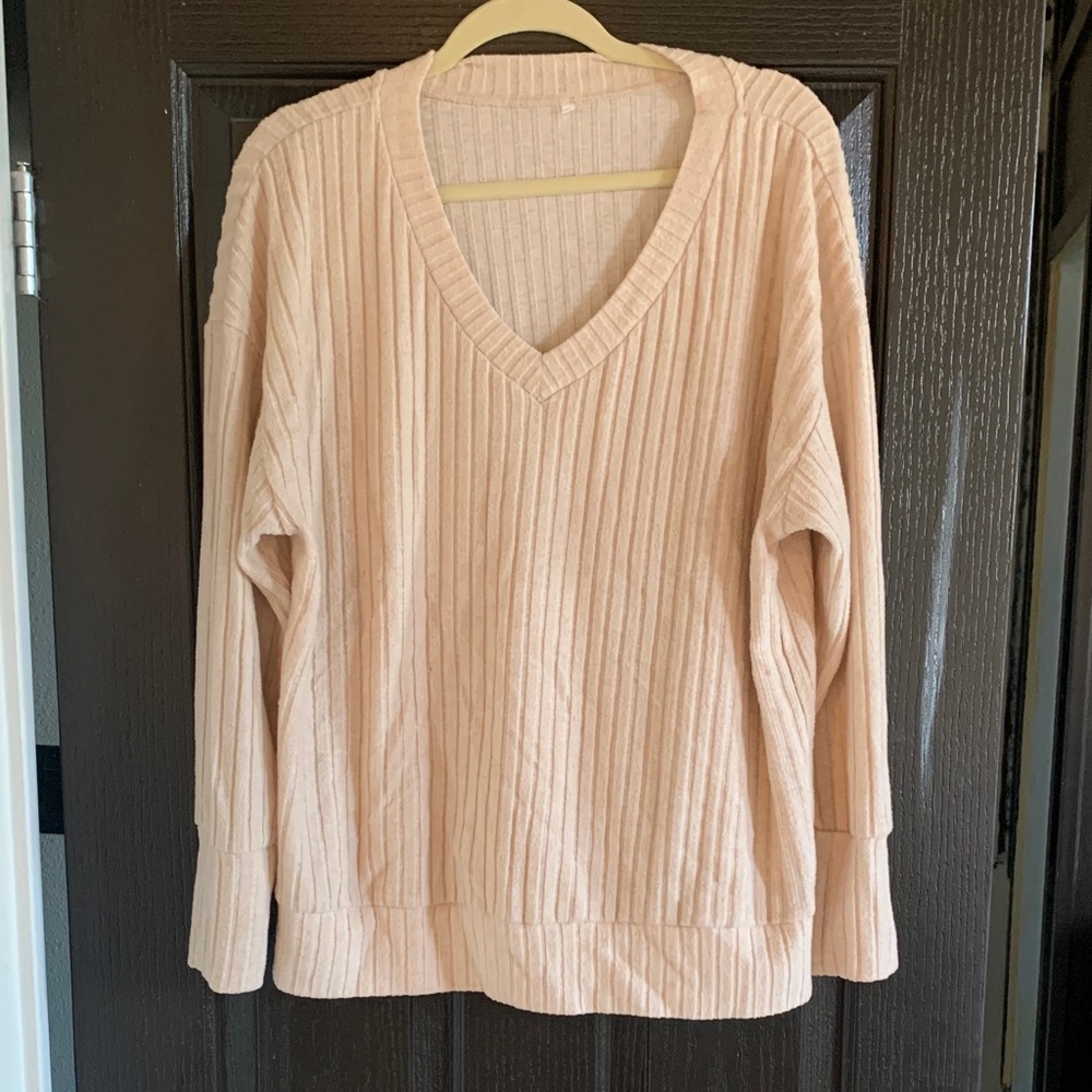 Women's V-Neck Ribbed Sweater - Cream